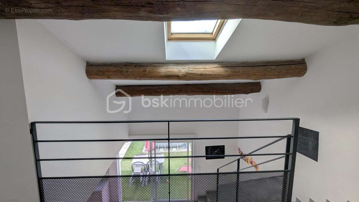 Maison à COMBAILLAUX