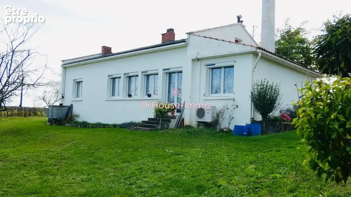 Maison 235 m² à Itzac  - photo 7