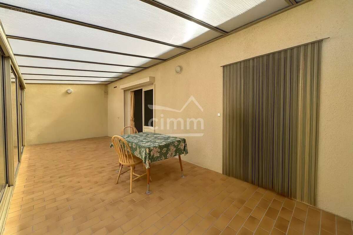 Maison de village avec jardin et appartement T3 - photo 6