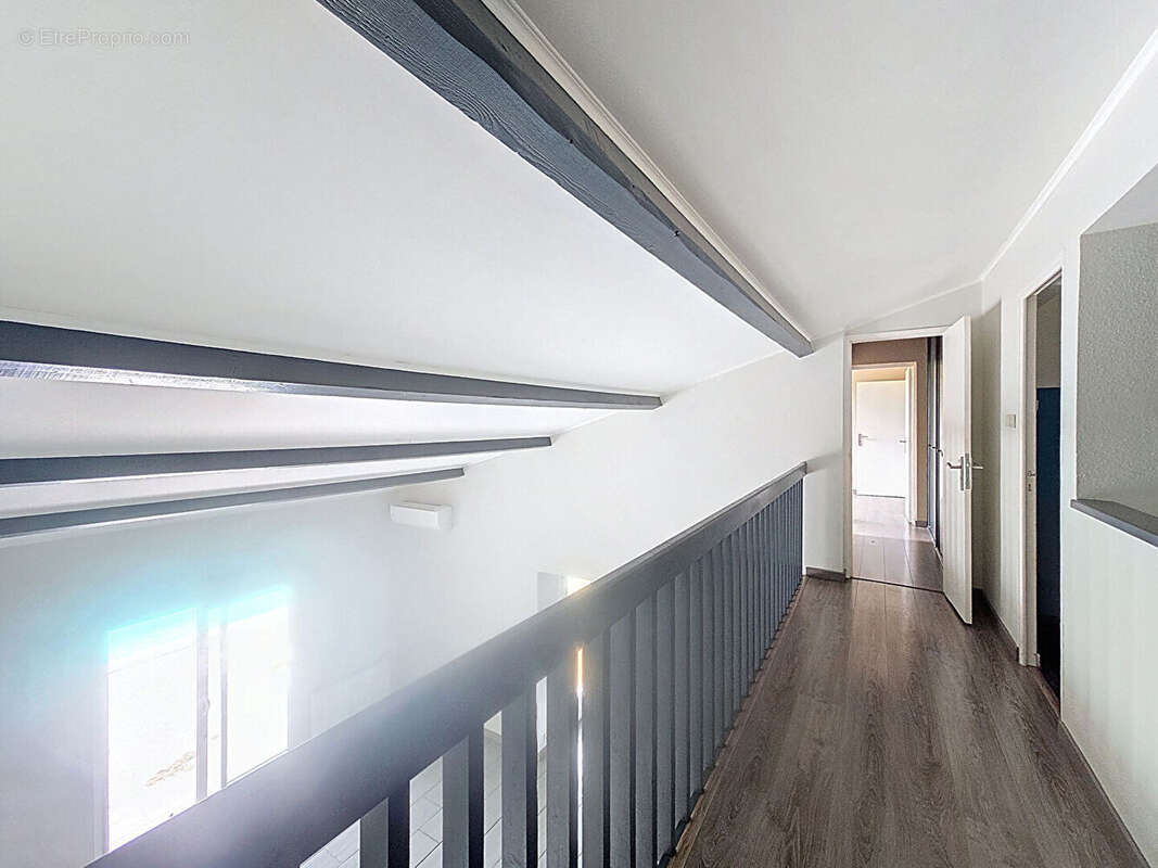 Maison à LES ANGLES