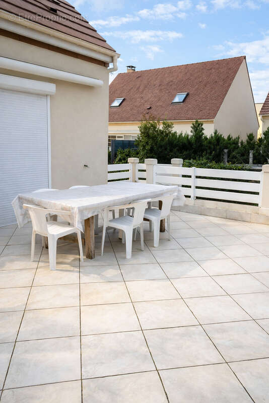 Maison à GRIGNY
