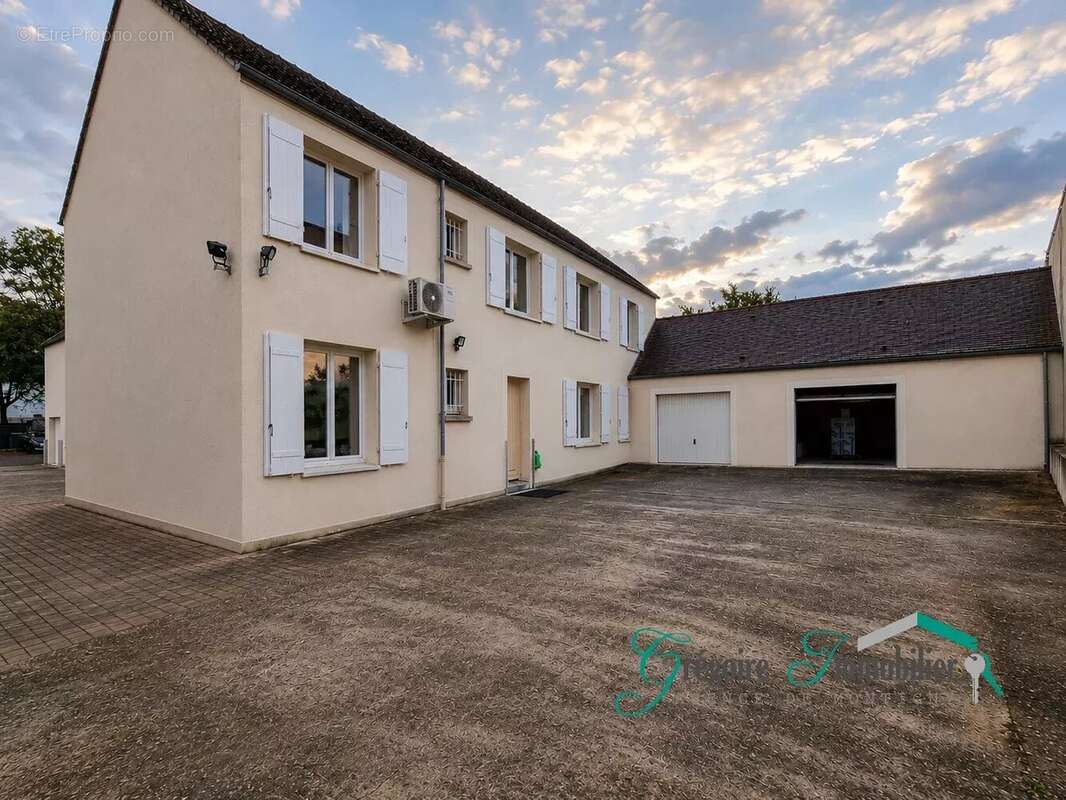 Appartement à MORET-SUR-LOING