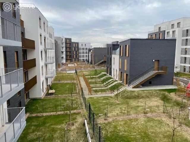 Appartement à SARTROUVILLE