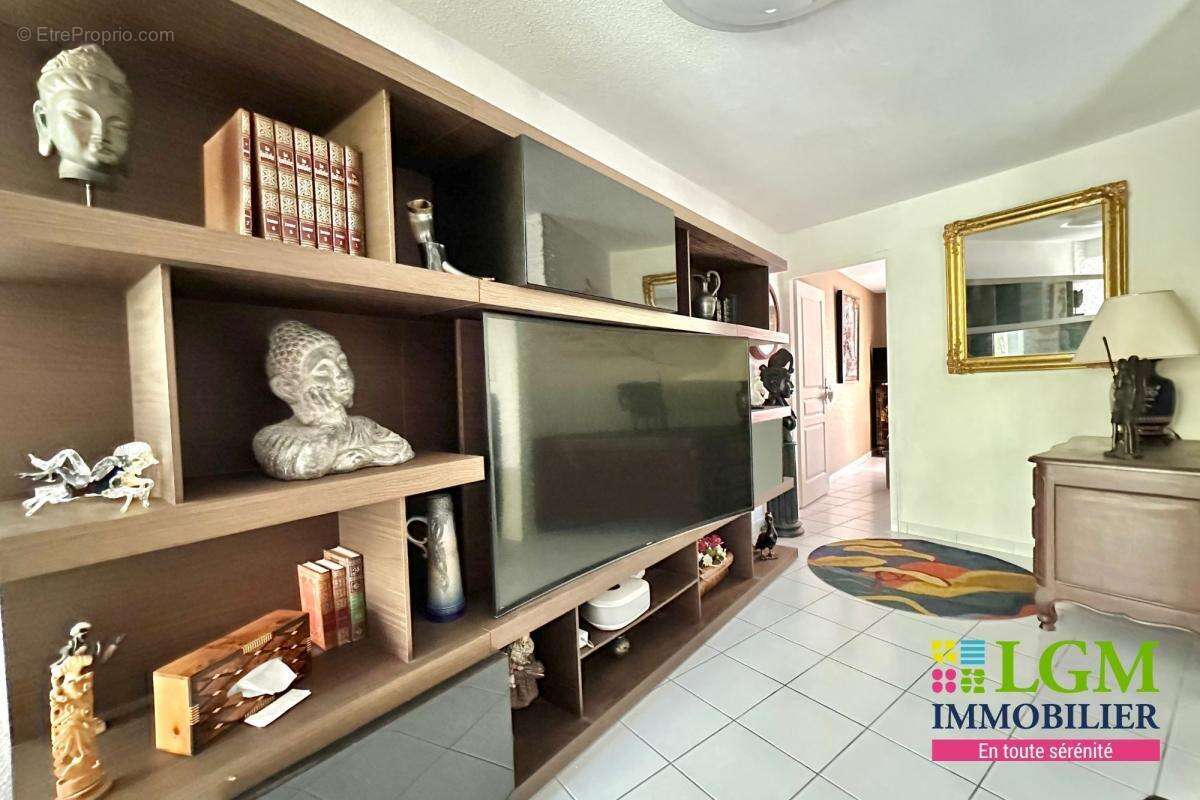 Appartement à PEROLS