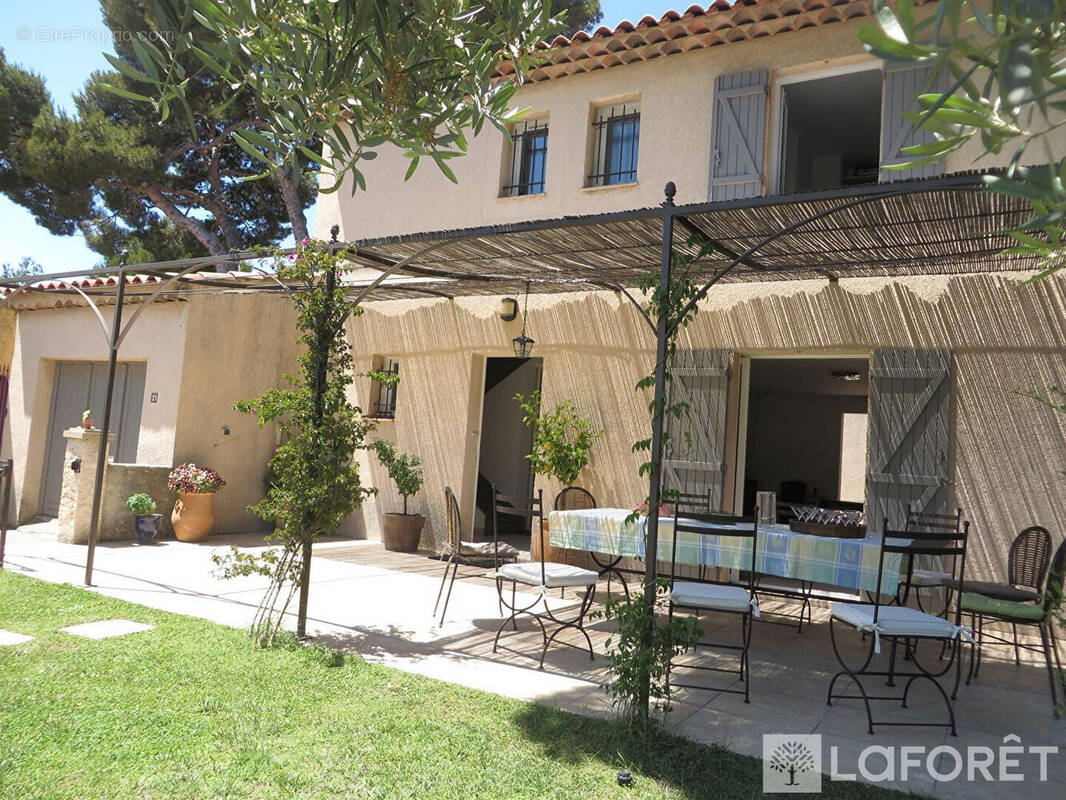 Maison à SAUSSET-LES-PINS