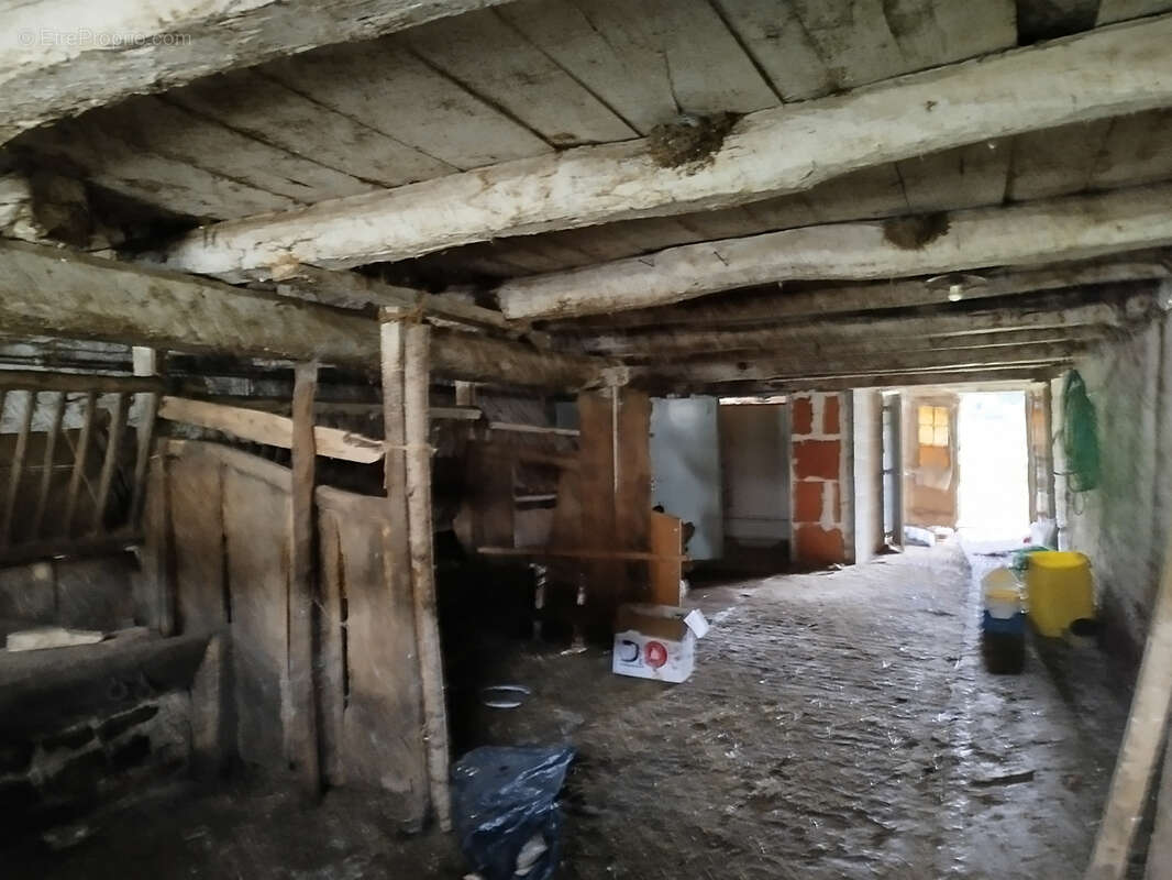 Maison à BROISSIA