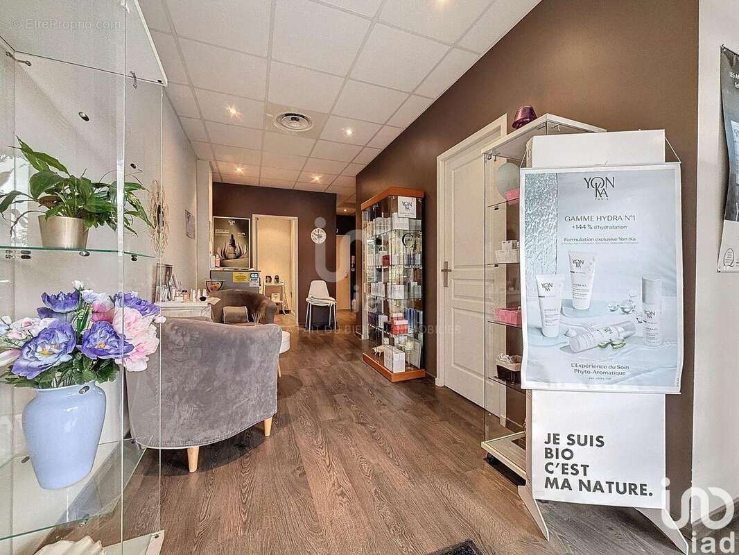 Photo 2 - Commerce à MOUANS-SARTOUX