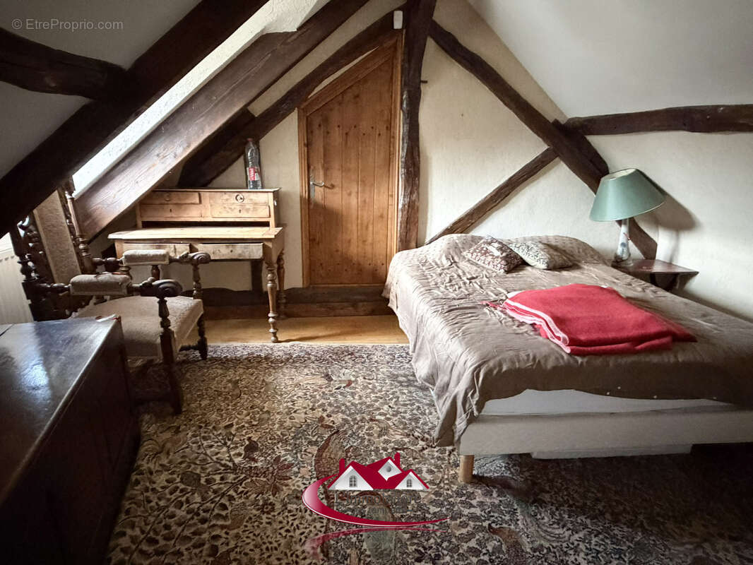 Maison à BERCHERES-SUR-VESGRE
