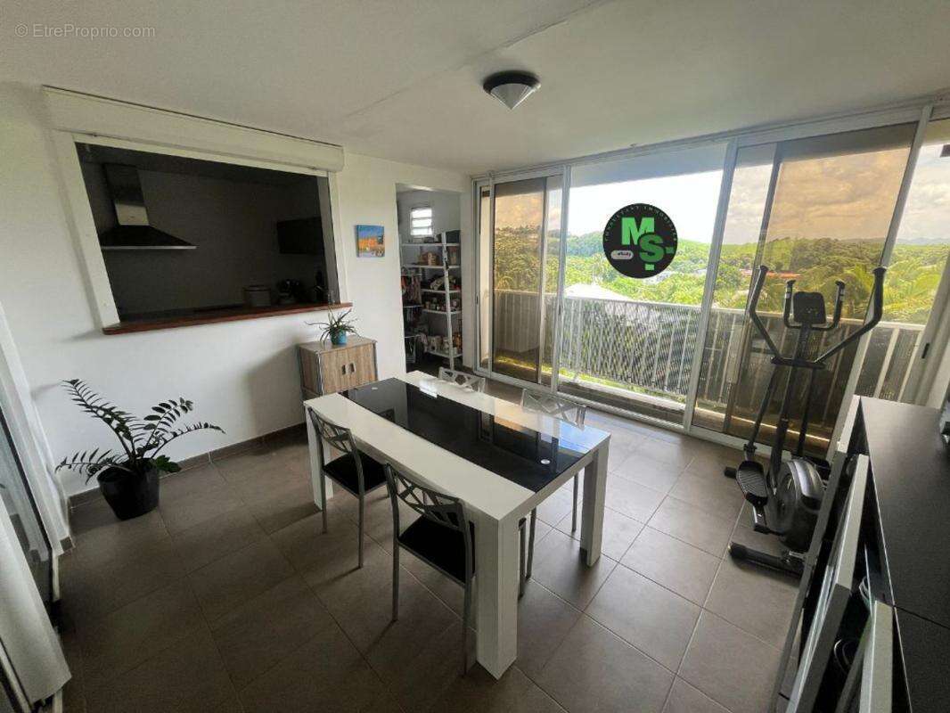 Appartement à FORT-DE-FRANCE