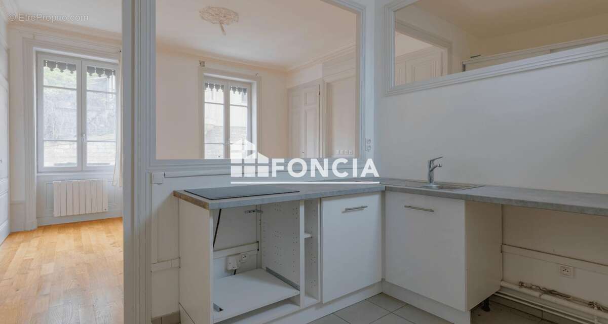 Appartement à LYON-1E