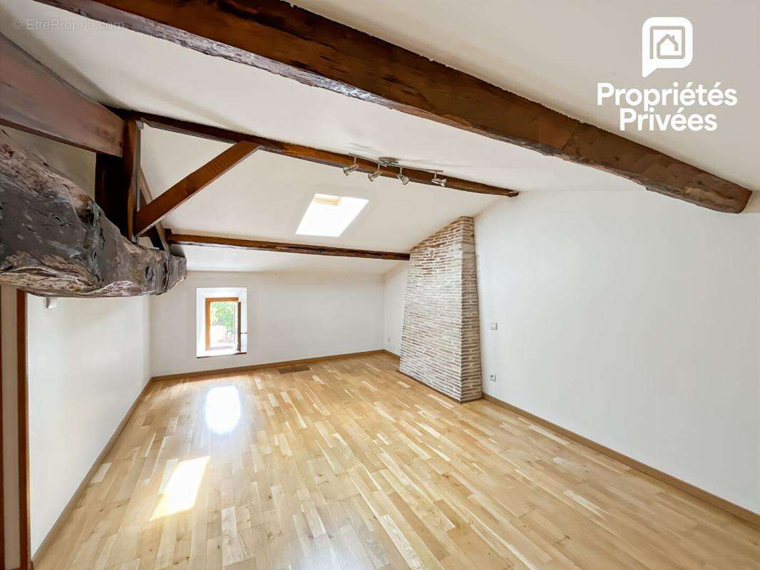 Maison en pierre 90 m² avec chai, hangar et terrain 1 750 m² Clérac - photo 12