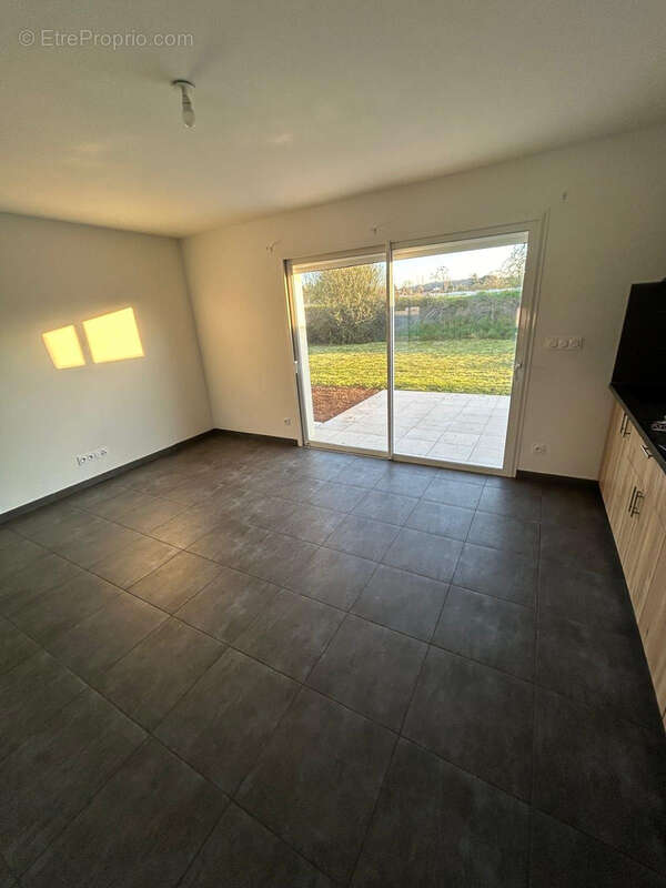 Maison à SAINTE-LIVRADE-SUR-LOT