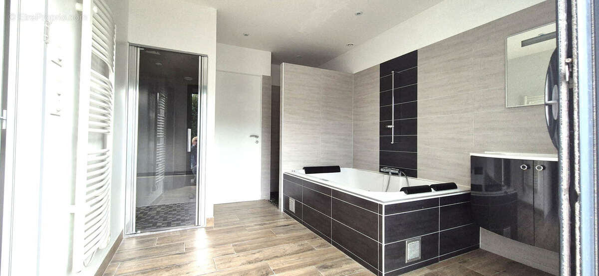 Maison à SAINT-SULPICE-DE-ROYAN