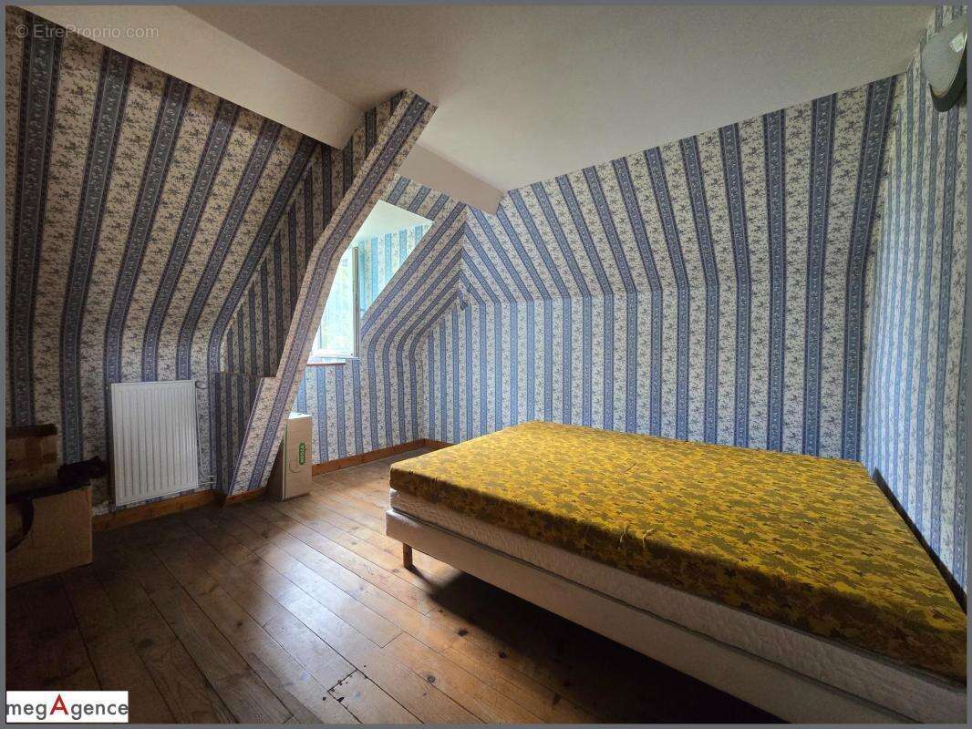 Maison à ERNEE