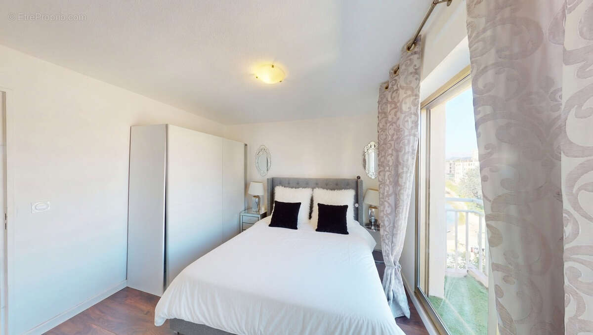 Appartement à SAINT-RAPHAEL