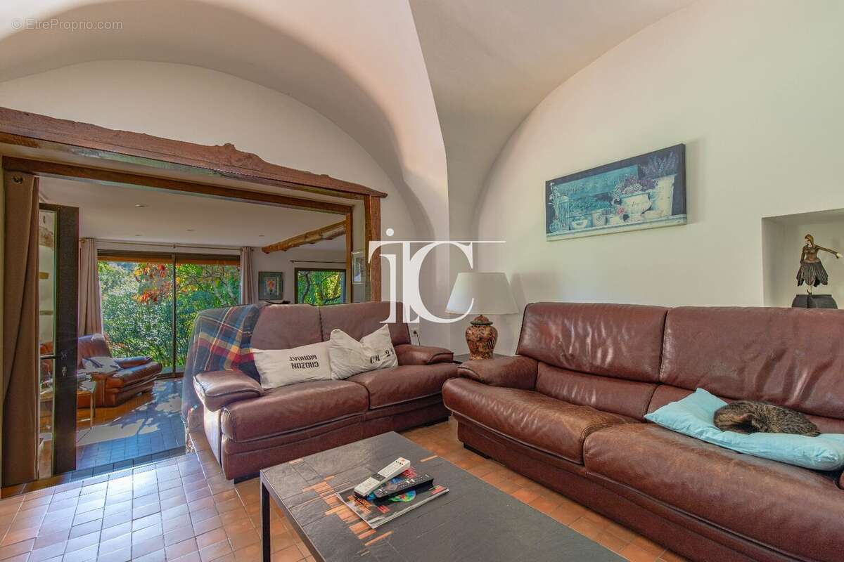 Maison à SAINT-AMBROIX