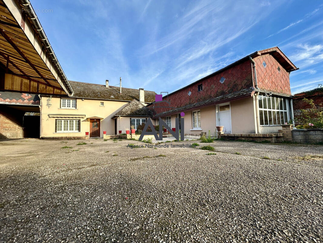 Maison à YERVILLE