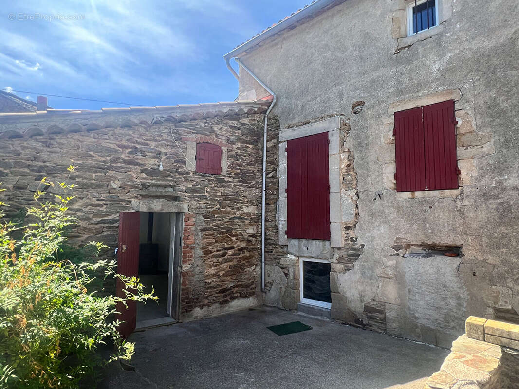 Maison à MALBOSC