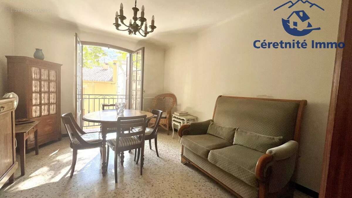 Appartement à CERET