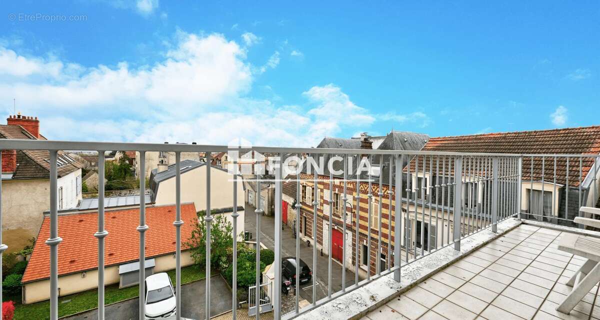 Appartement à MANTES-LA-JOLIE