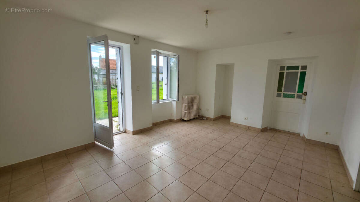 Maison à SAINT-JOACHIM