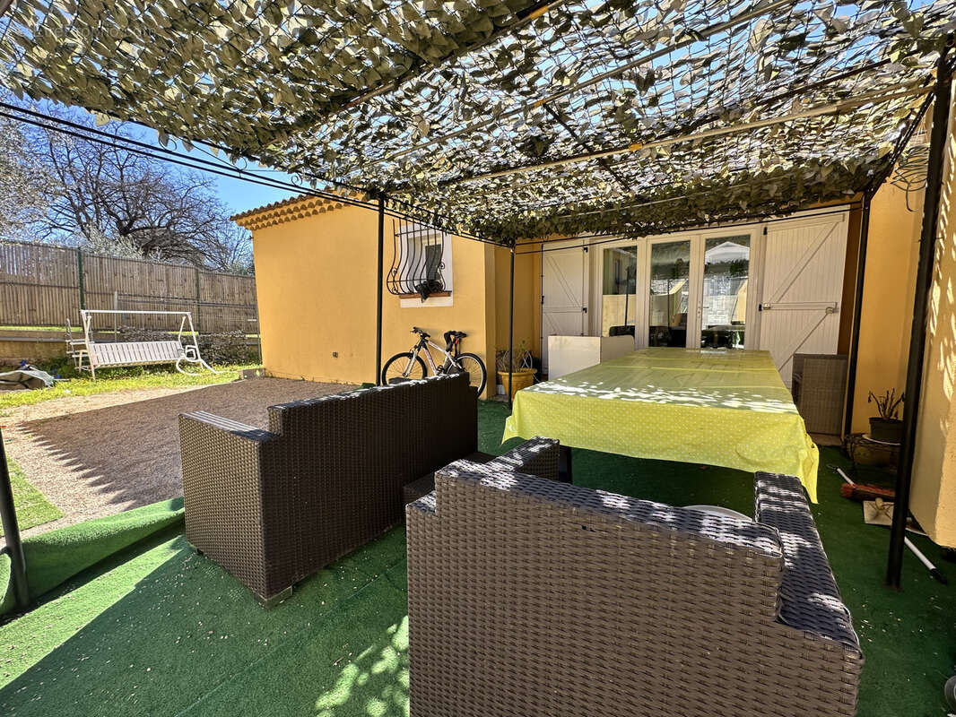 NOUVEAUTÉ EN EXCLUSIVITÉ - Villa de plain-pied 111 m2 avec dépendance - photo 10