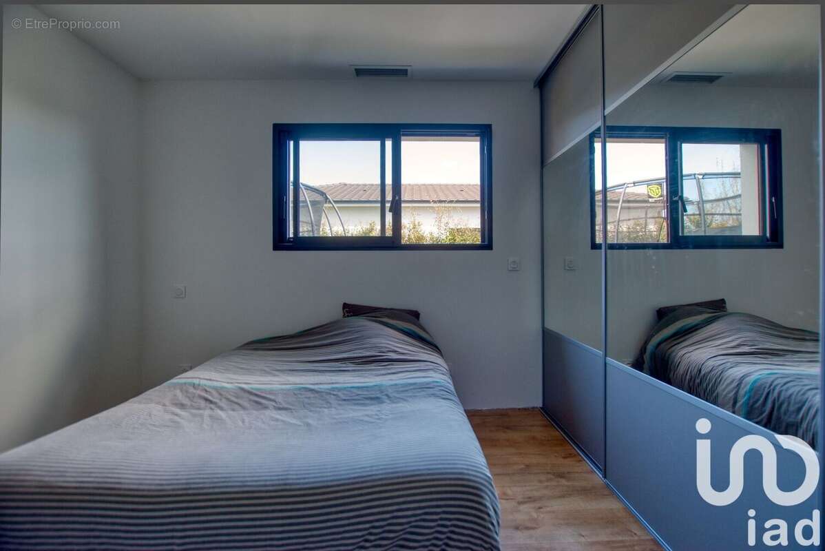 Photo 9 - Maison à SAINT-GENES-DE-FRONSAC