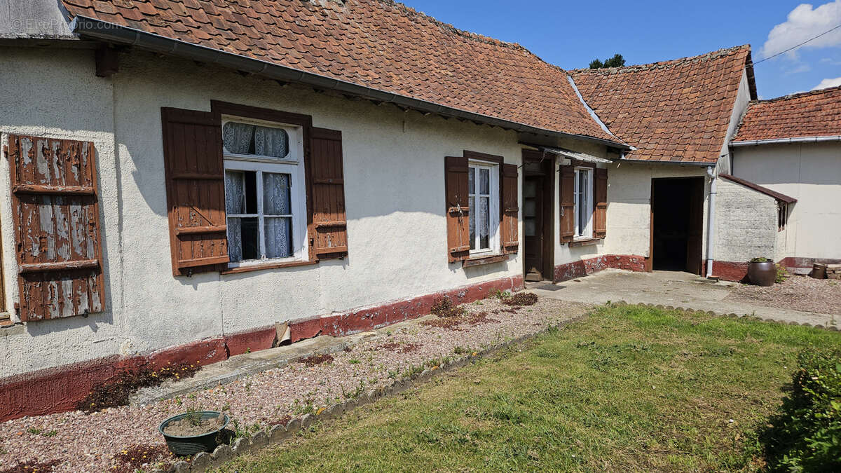 Maison à CERISY-BULEUX