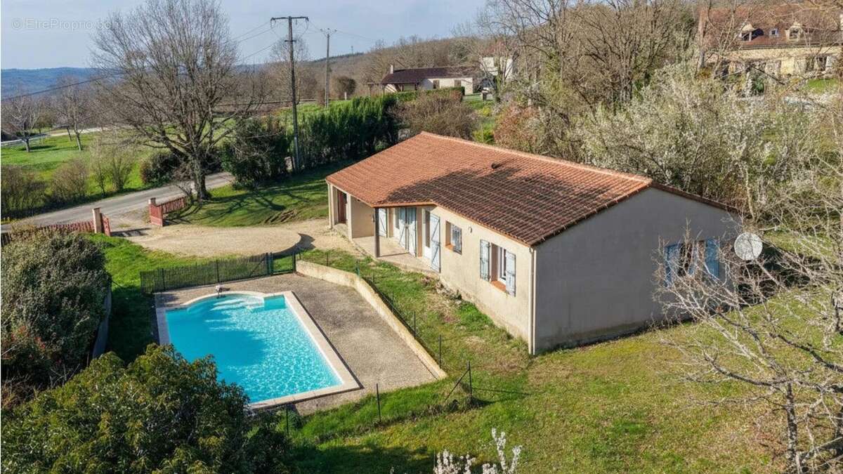 Maison à CAZALS