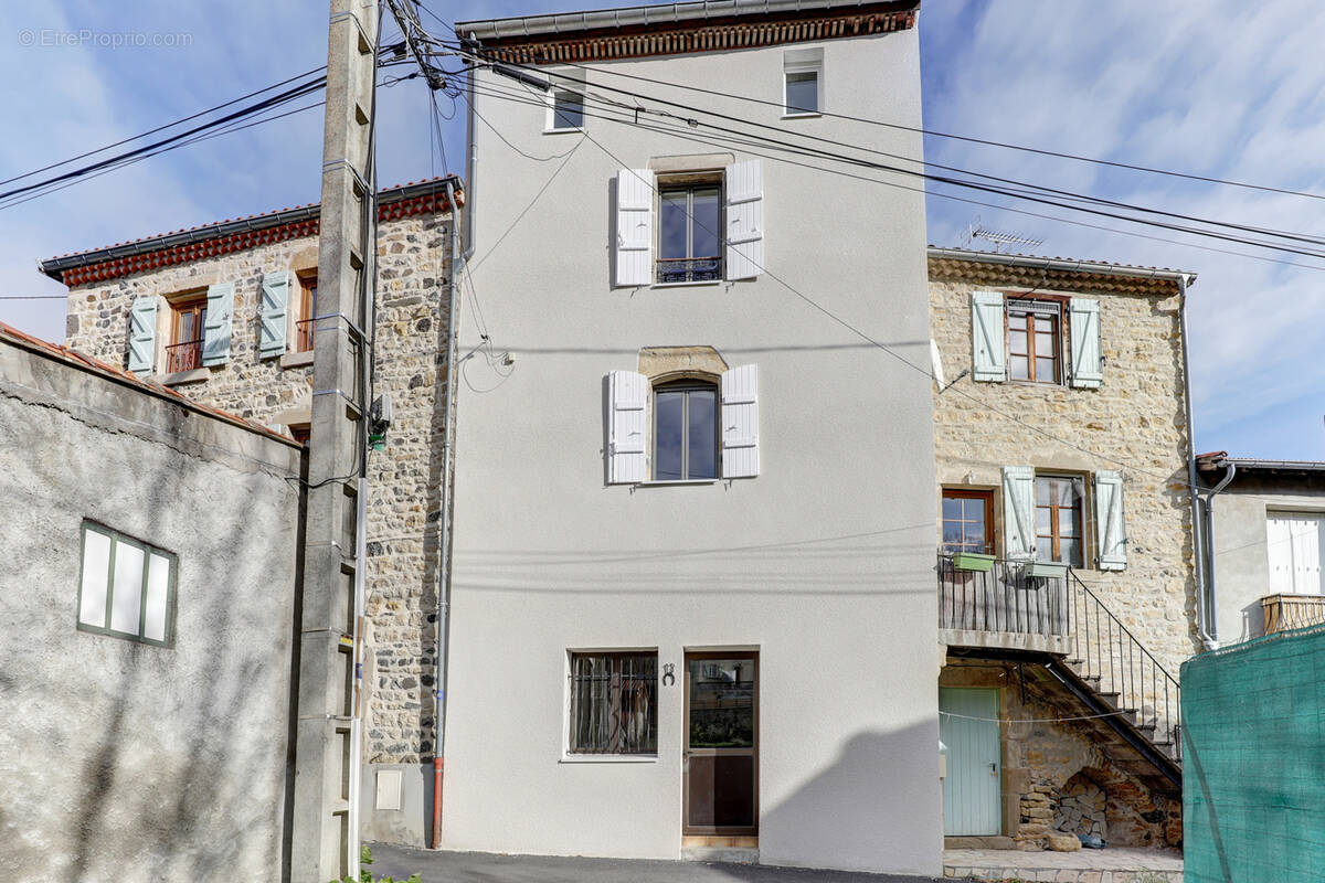 Maison à CHANONAT
