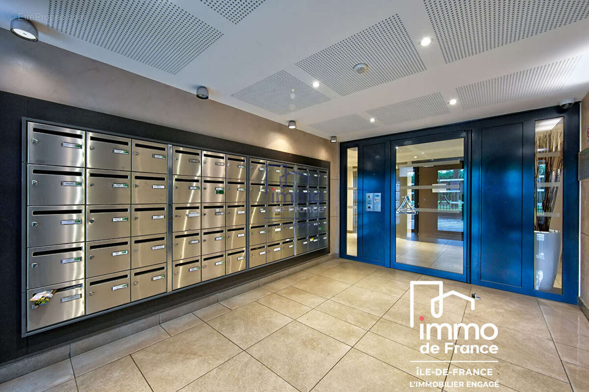 Appartement à VAUREAL