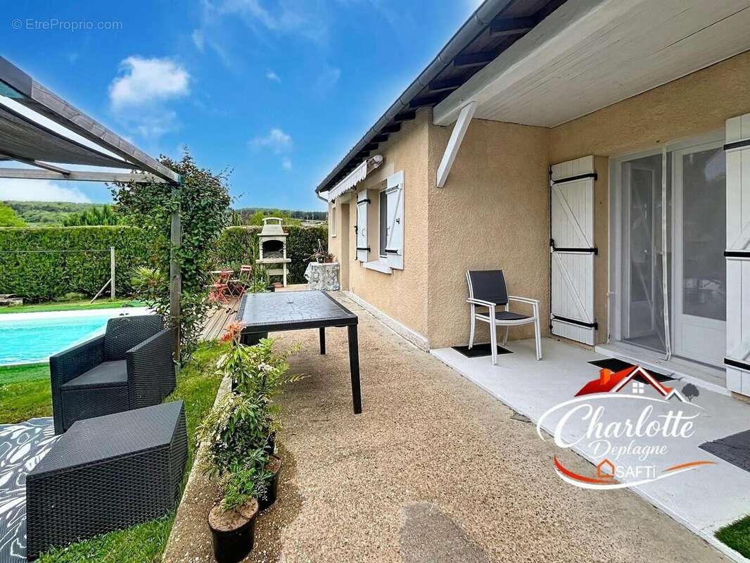 Photo 2 - Maison à COURSAC
