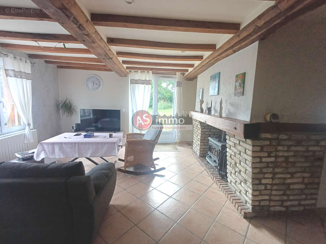 Maison à MARTIN-EGLISE