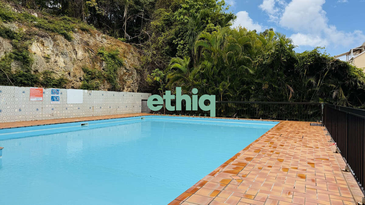 Appartement à LE GOSIER