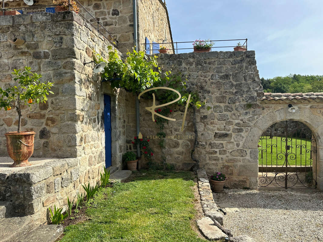 Maison à ROSIERES