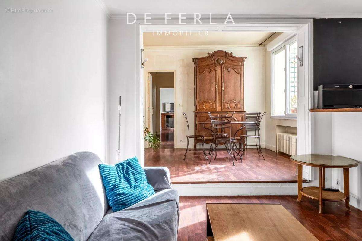 Appartement à PARIS-7E