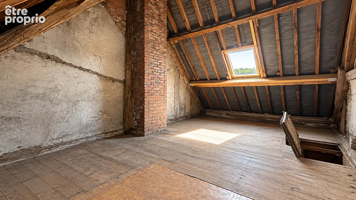 Une maison de village au beau potentiel ! - photo 6
