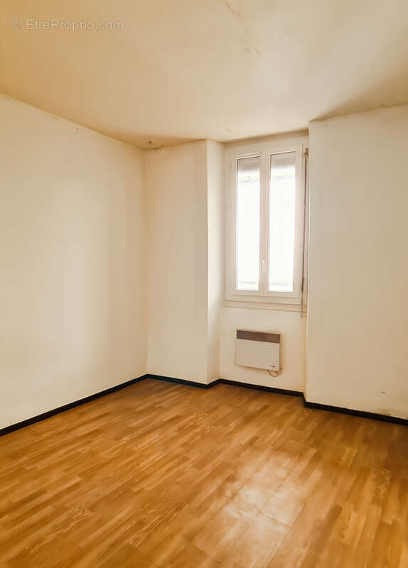 Appartement 104 m2 plein centre village, 3 chambres - photo 7