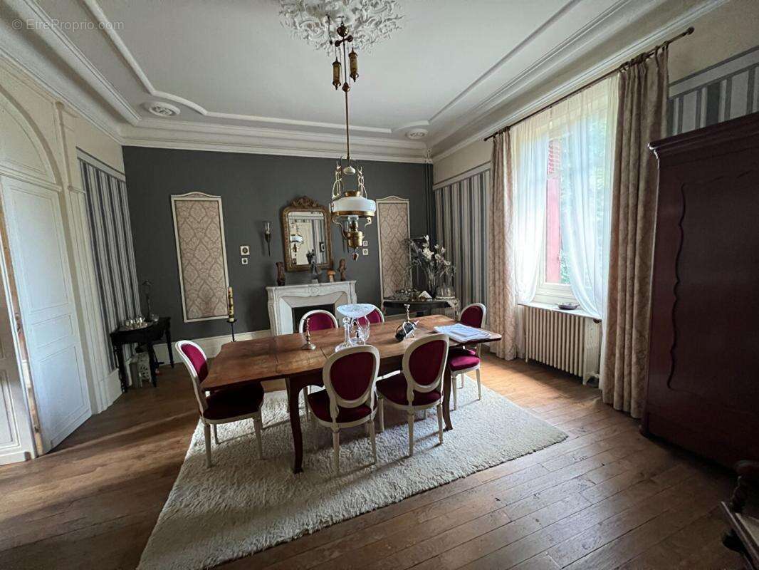 Maison à LA COQUILLE