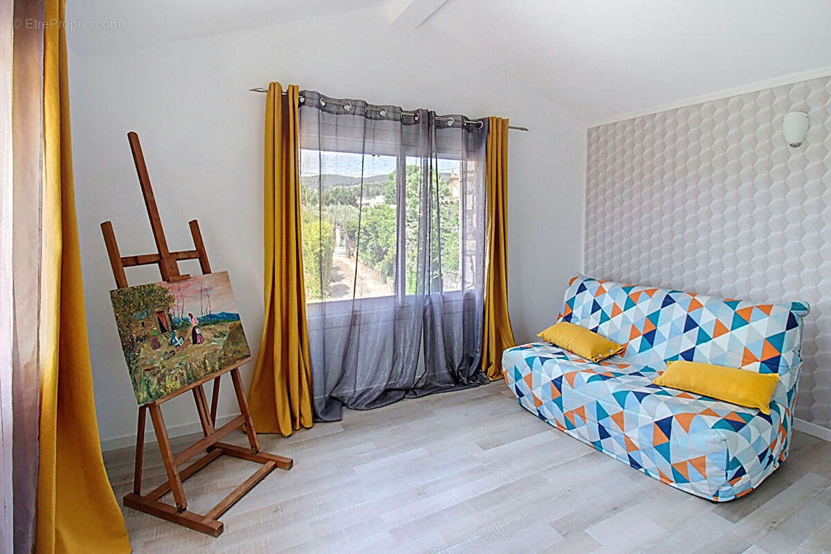 Maison à DRAGUIGNAN