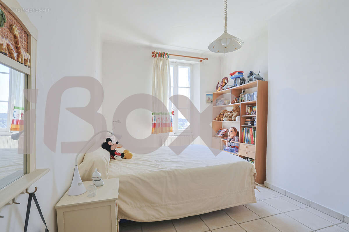 Maison à LA VALETTE-DU-VAR