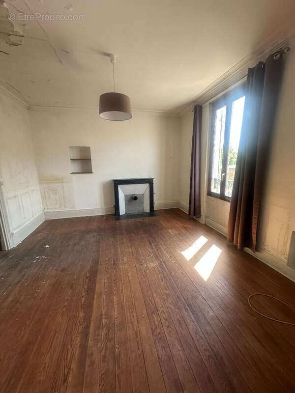 Maison à COULOMMIERS