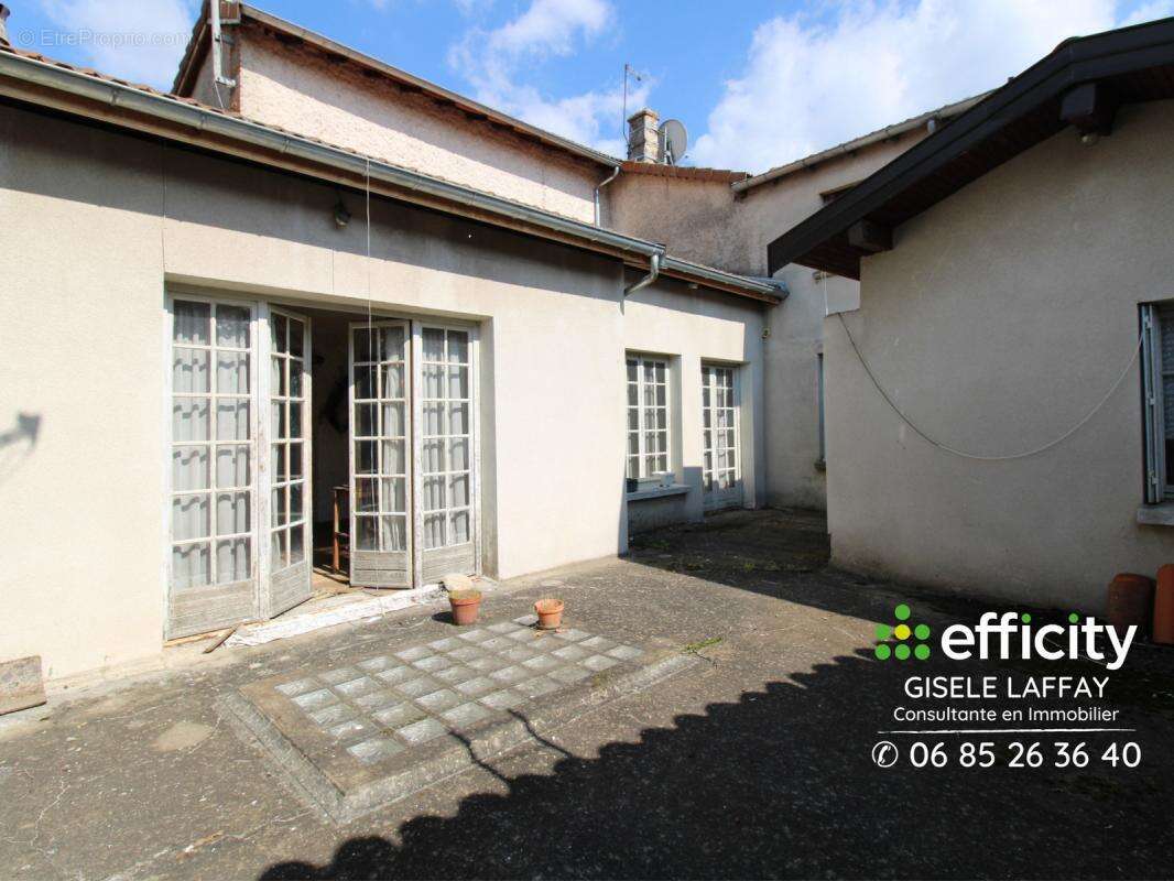 Maison à NERVIEUX