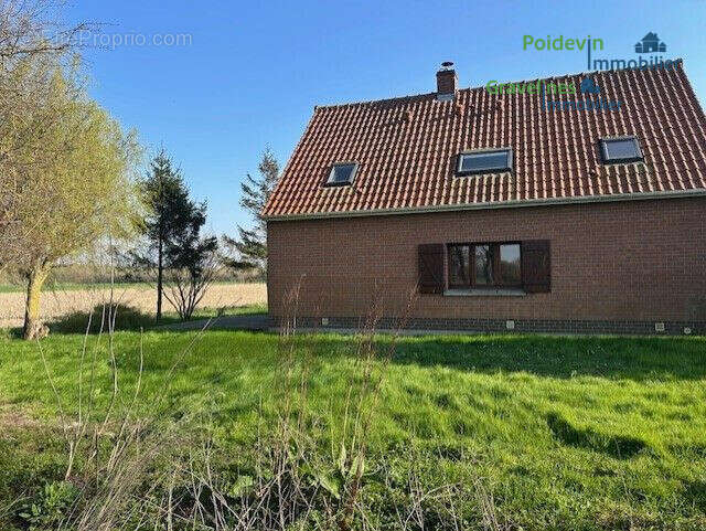 Maison 96 m² à Saint-Georges-Sur-L'aa  - photo 3