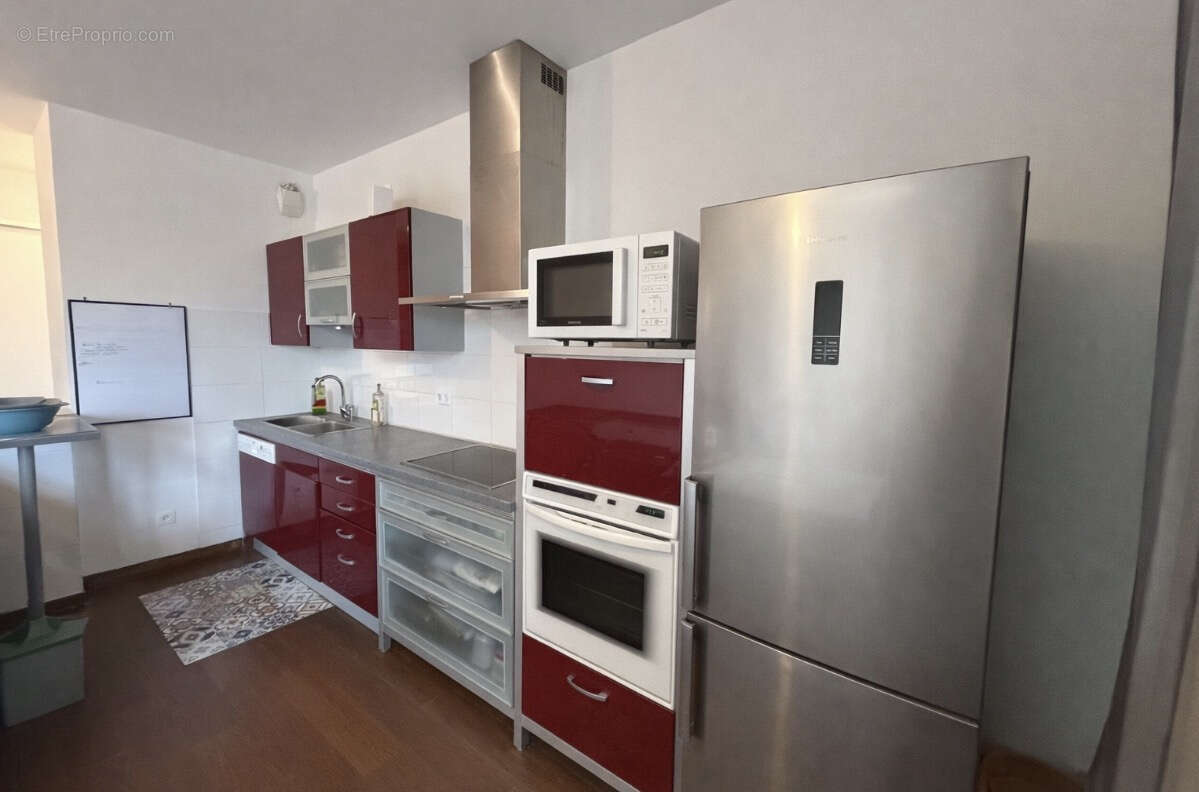 Appartement à ROQUEMAURE