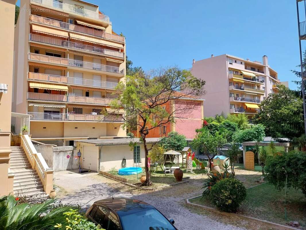 Appartement à MENTON