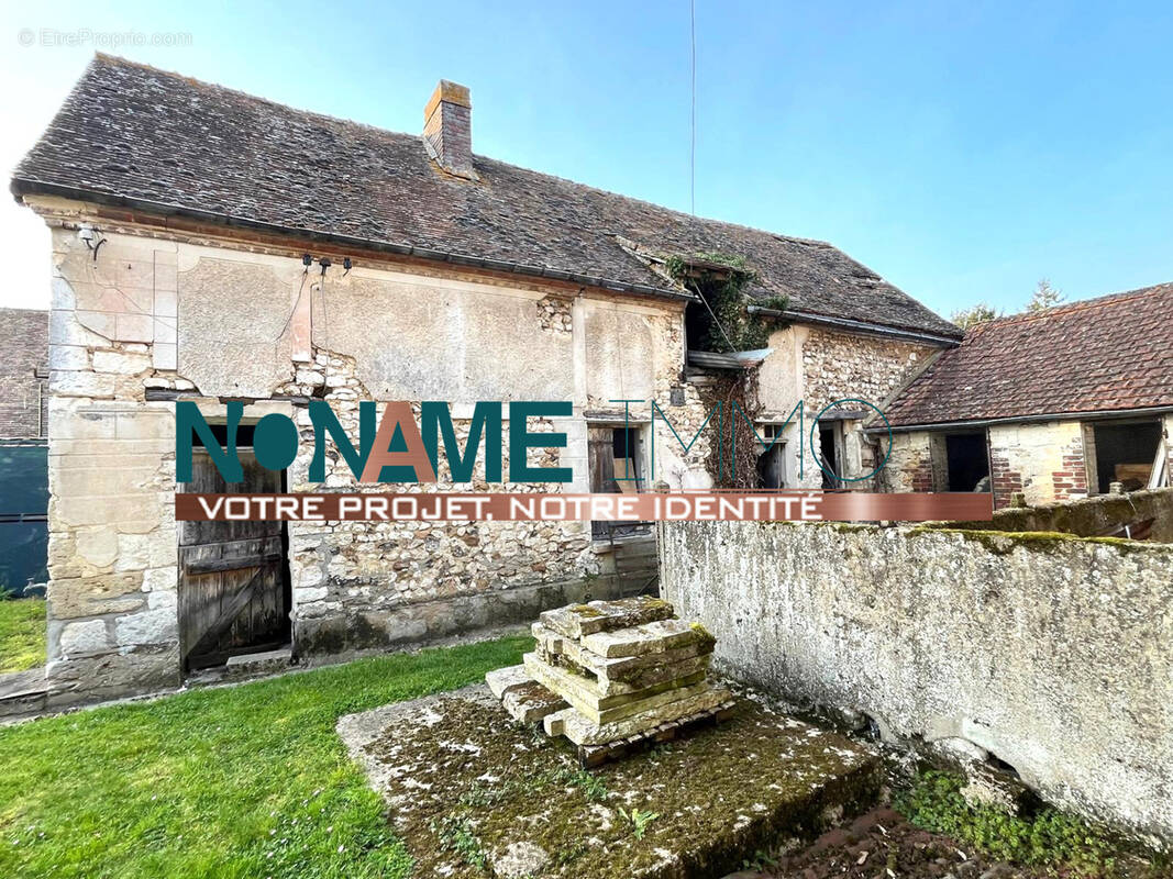 Maison à JOUY-SUR-EURE