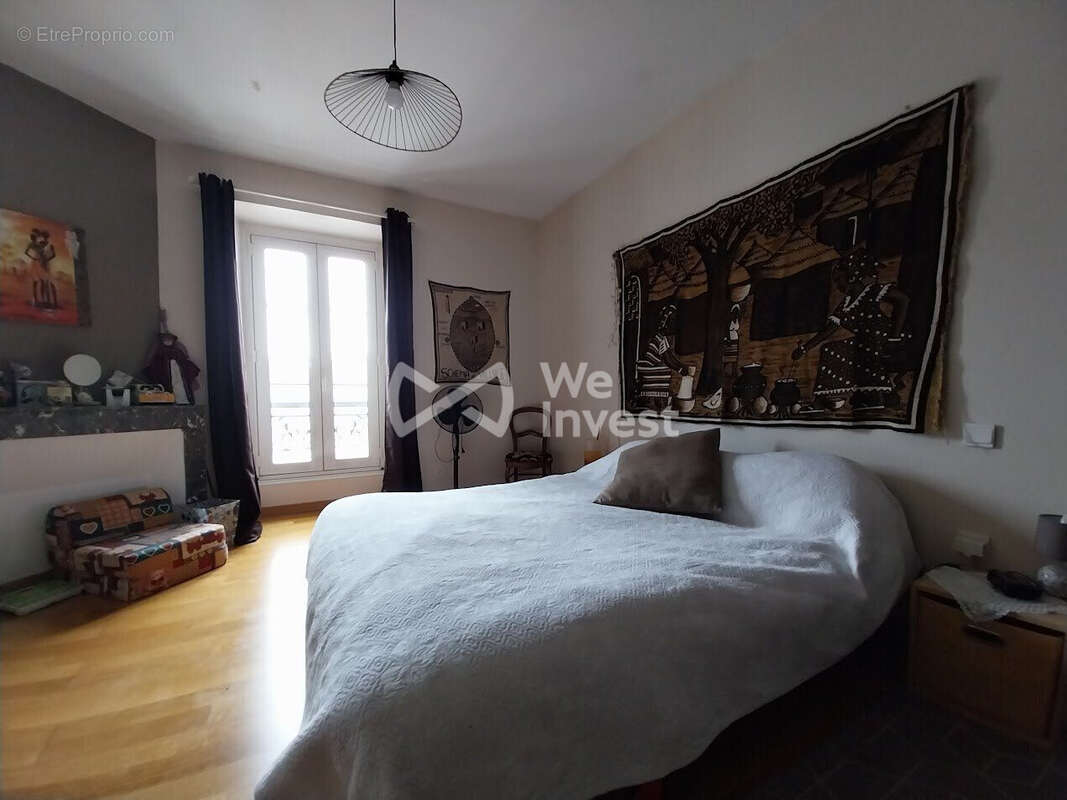 Appartement à NAY