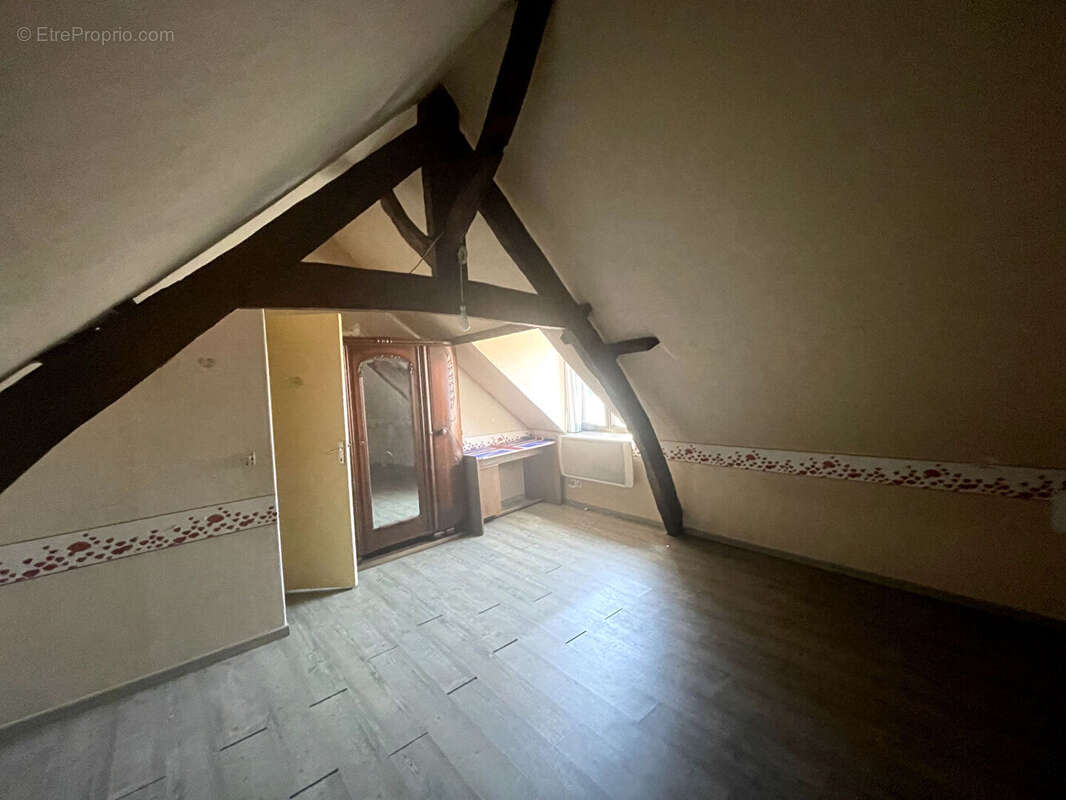 MAISON 5 chambres Axe Guise- Bohain - photo 5