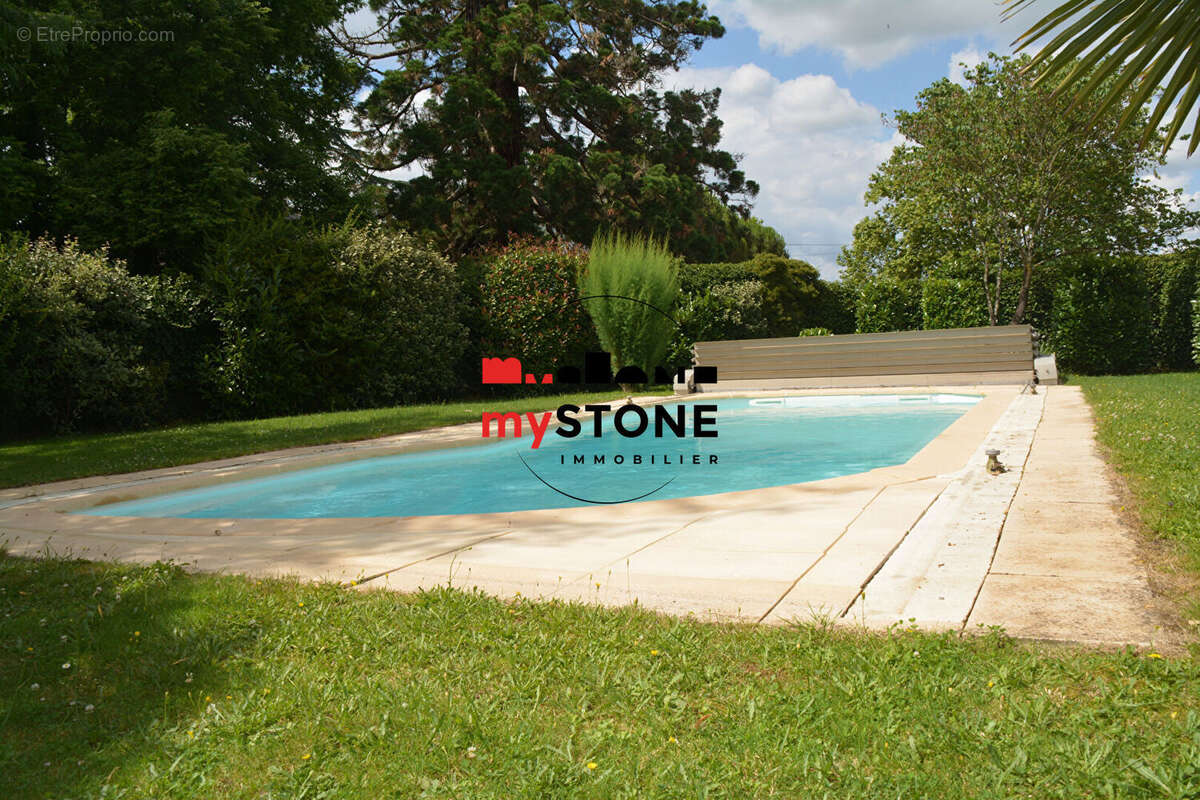 Maison à BELLEVILLE